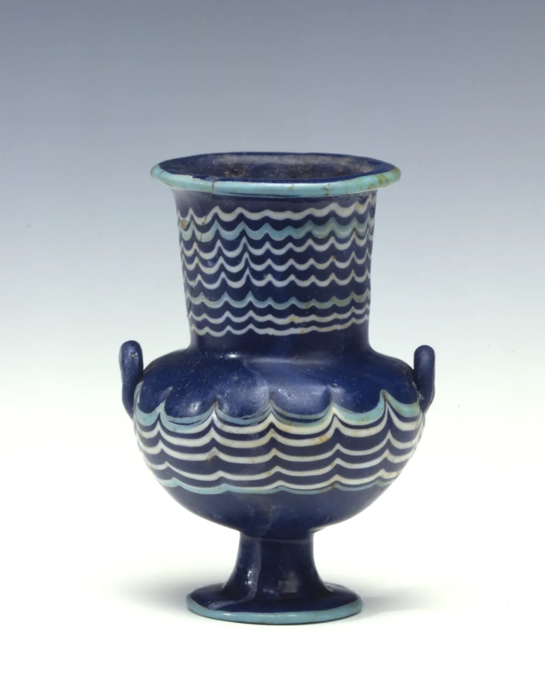 Krateriskos, made of glass