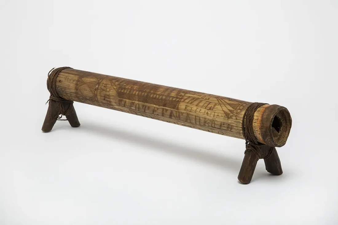 Kopfstütze, Holz, frühes 20. Jh.