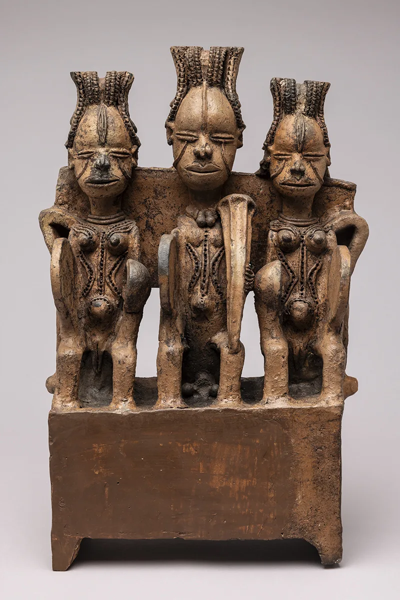 Figurativer Altar für die Yamsernte
